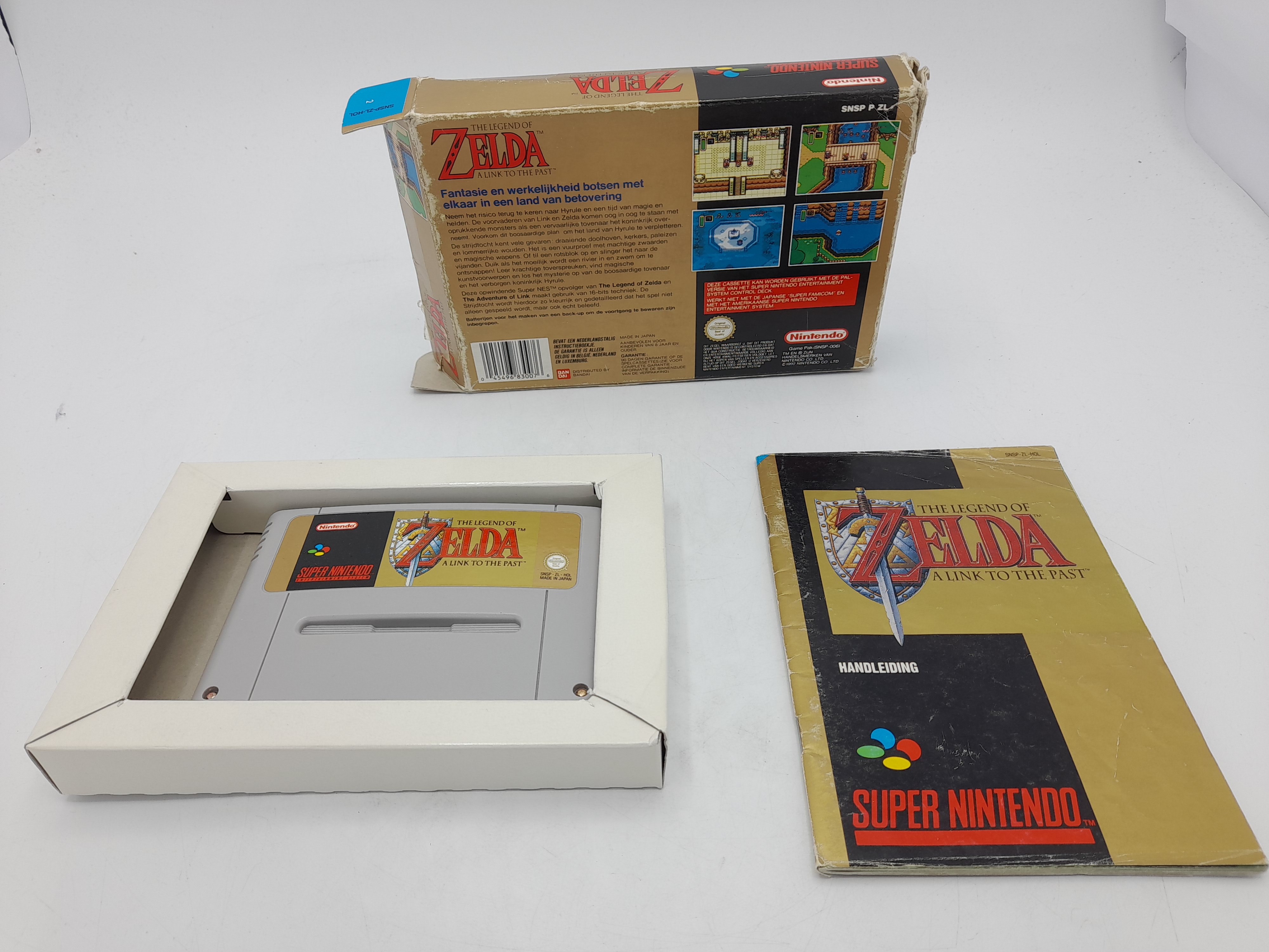 Foto van The Legend of Zelda: A Link to the Past Compleet