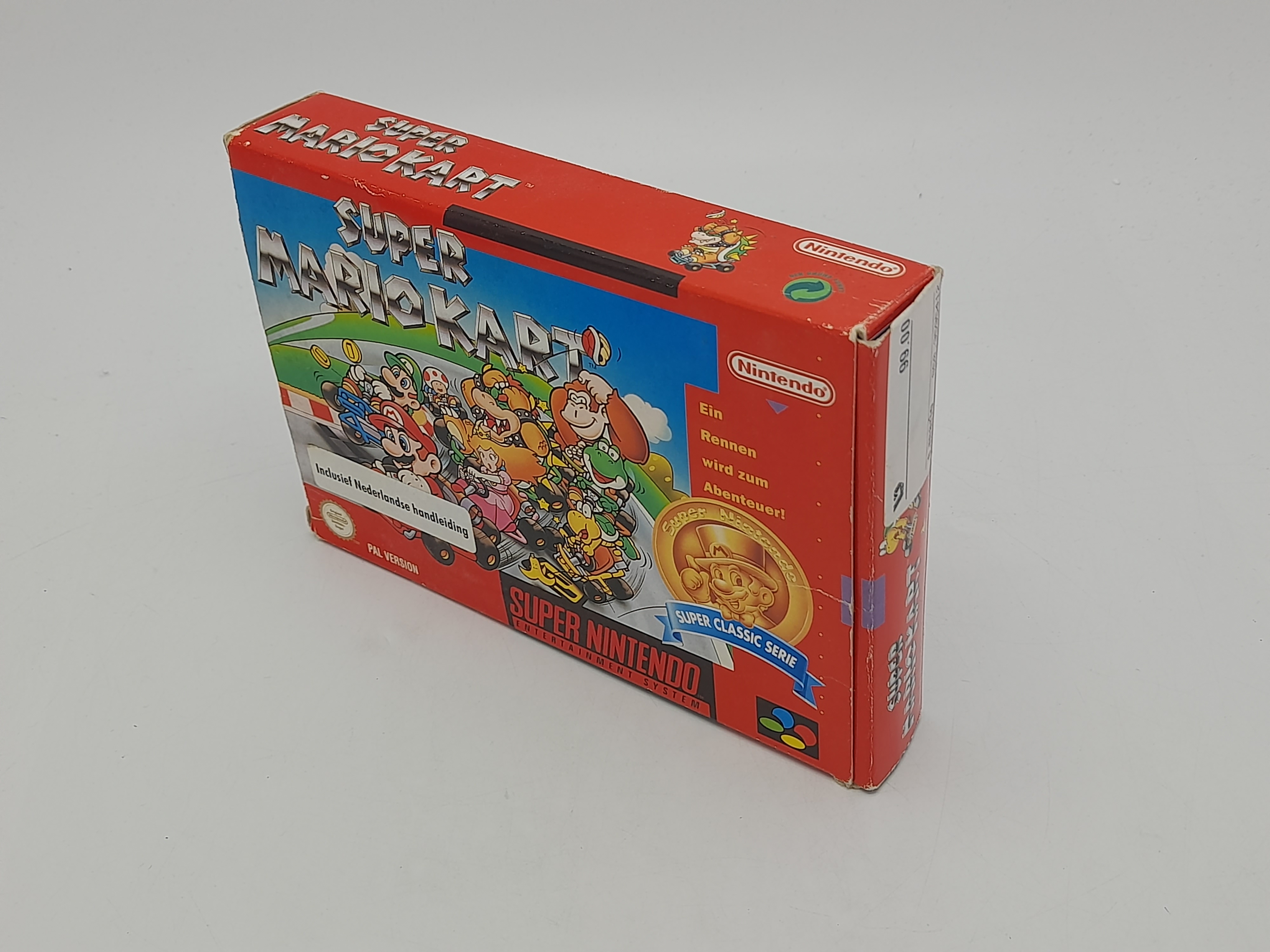 Foto van Super Mario Kart Nintendo Classics Compleet