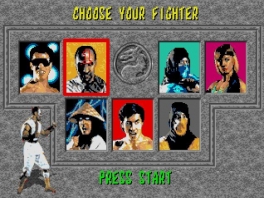 Il primo Mortal Kombat ti offriva una scelta tra 7 personaggi.